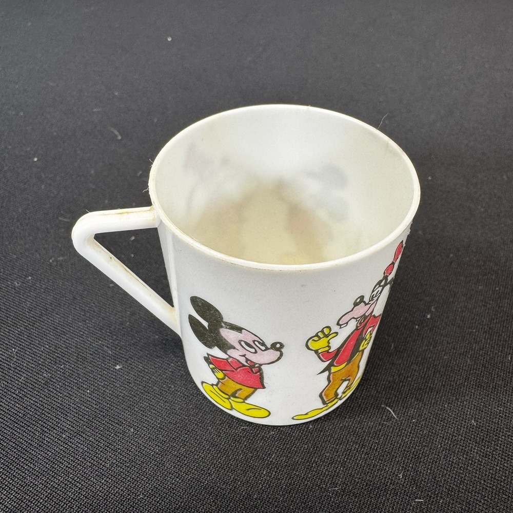 Vintage Walt Disney Mickey Mouse Goofy Plastic Cup SUCI Made in Italy Mug